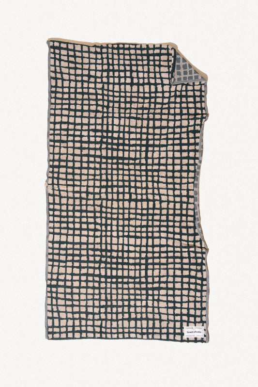 Bold Grid Bath Towel | Forest Green