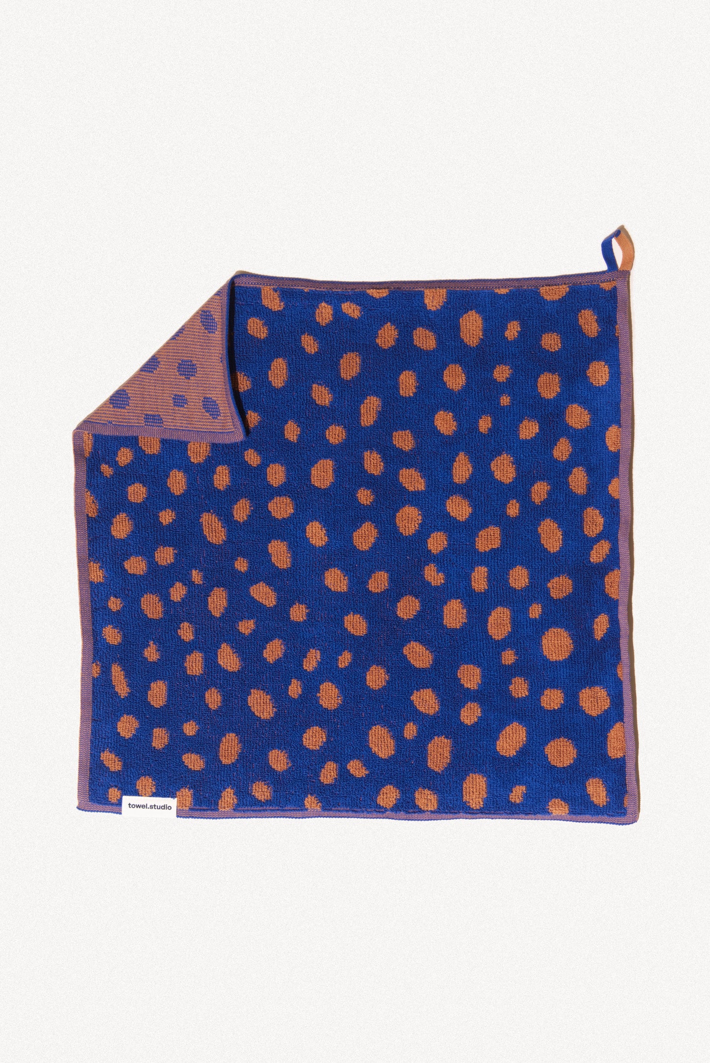 Pebbles Guest Towel | Azure & Chestnut