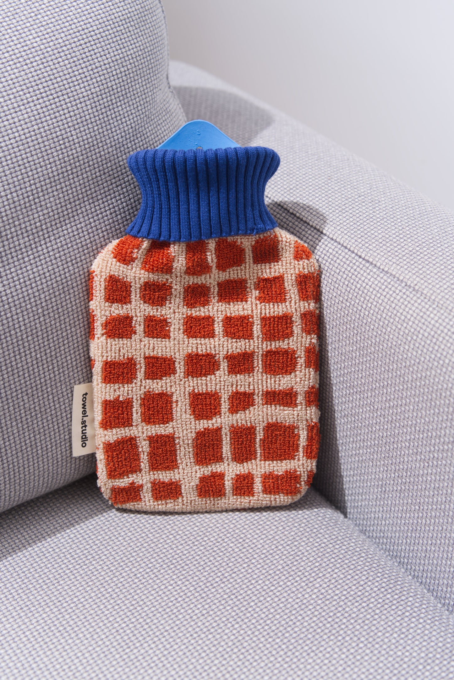 Bold Grid Hot Water Bottle | Barn | Small (0.8 Liter)