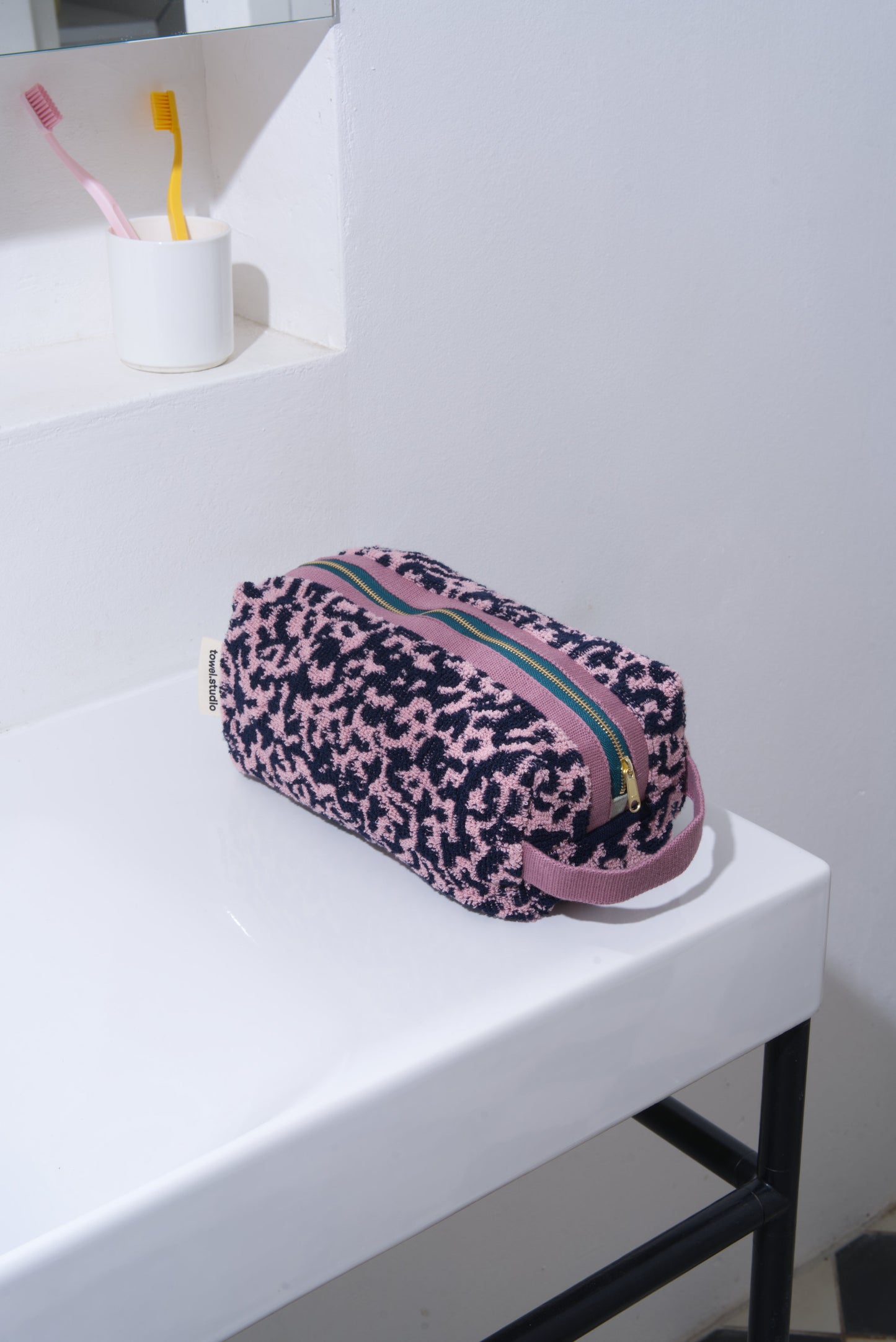 Noisy Camo Toiletry Bag | Pink & Navy | Large