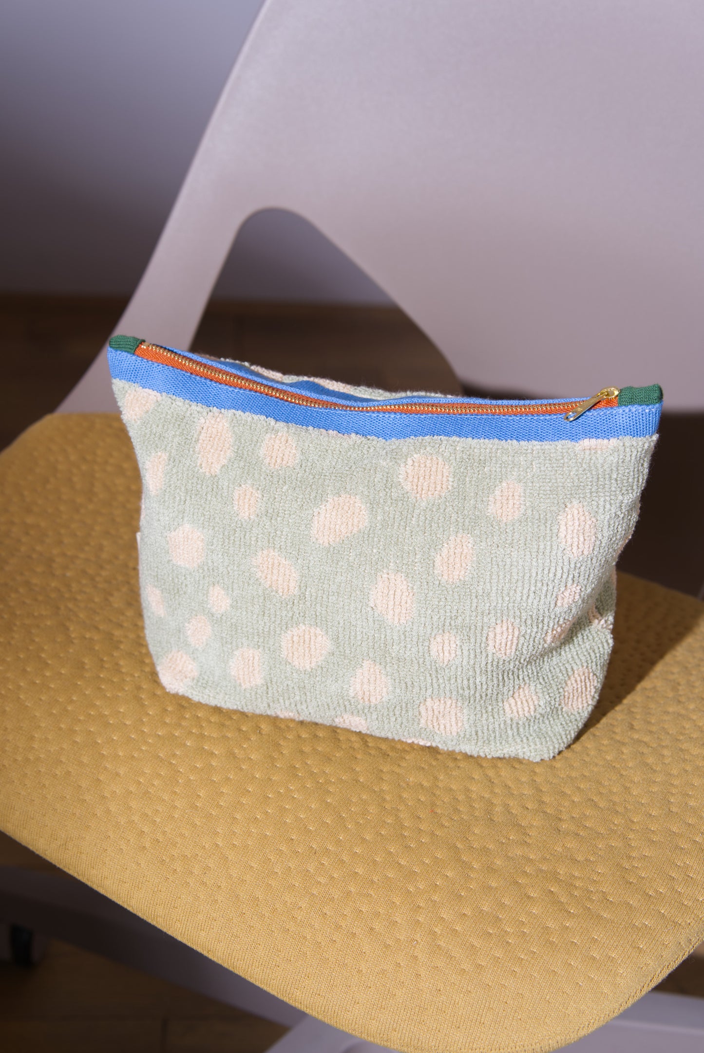 Pebbles Toiletry Bag | Sage | Small